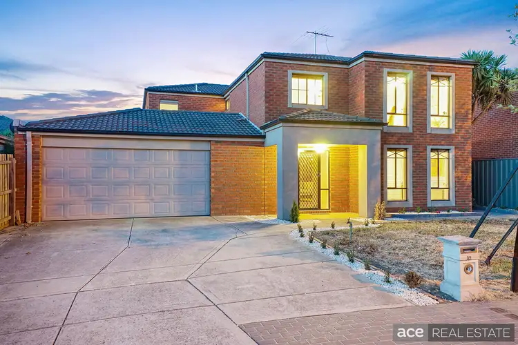 32 Bridgewater Way, Truganina VIC 3029