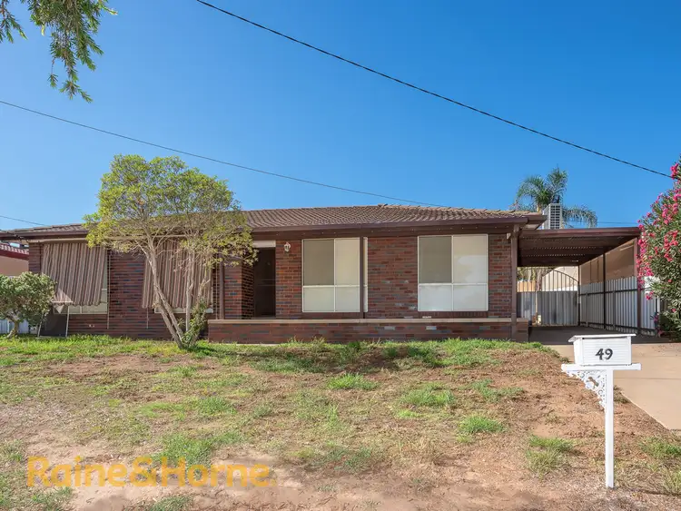 49 Truscott Drive, Ashmont NSW 2650