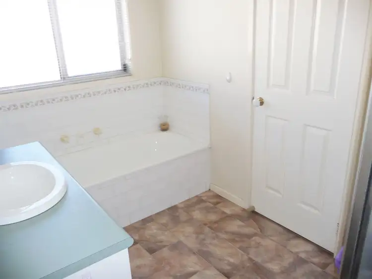 Seventh view of Homely house listing, 2 Jamieson Drive, Echuca VIC 3564