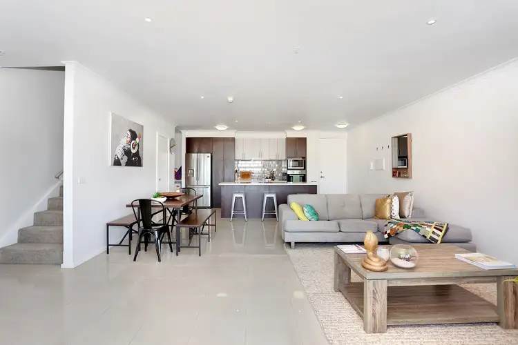 108/5 Wardens Walk, Coburg VIC 3058