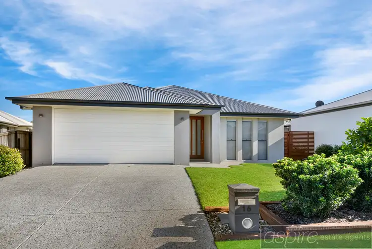 16 AGNES PLACE, Bli Bli QLD 4560