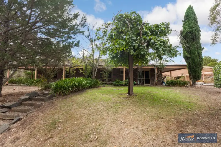245 Davis Road, Broadford VIC 3658