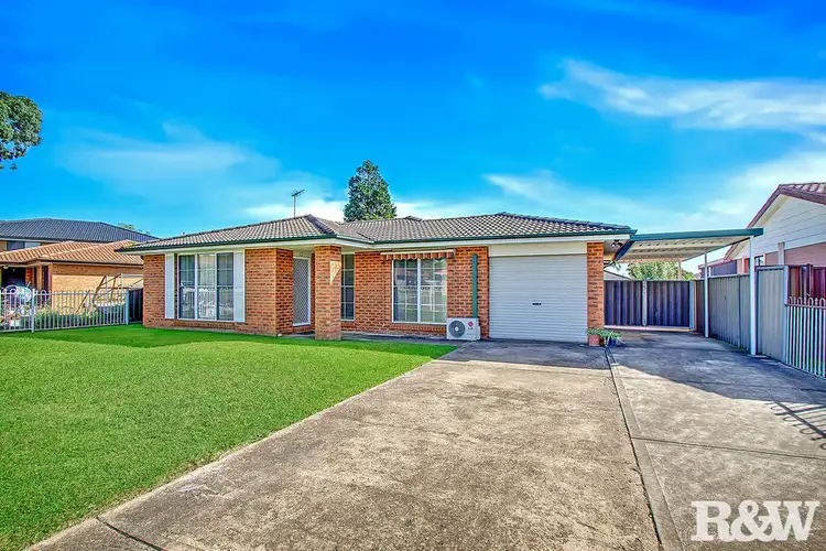 19 Odelia Crescent, Plumpton NSW 2761