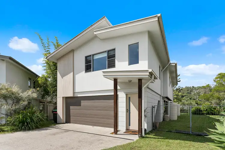 2/6 Kooringa Court, Ocean Shores NSW 2483