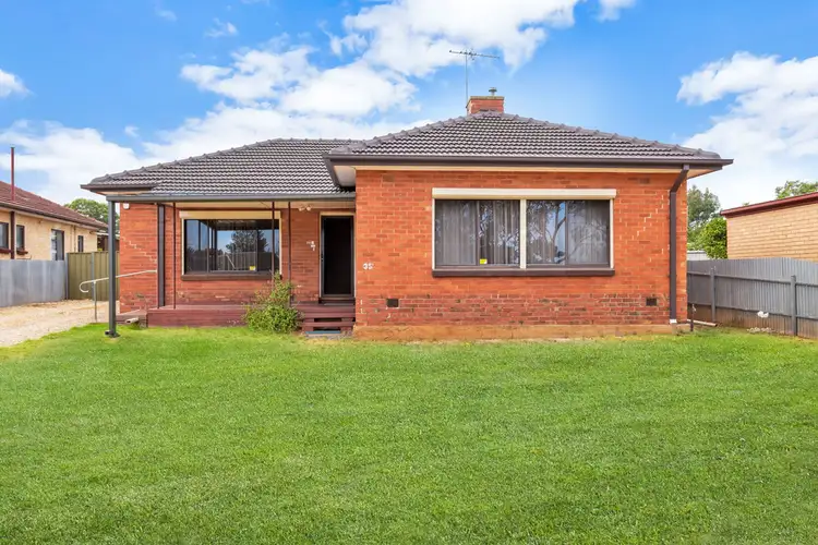 35 Shillabeer Rd, Elizabeth Park SA 5113