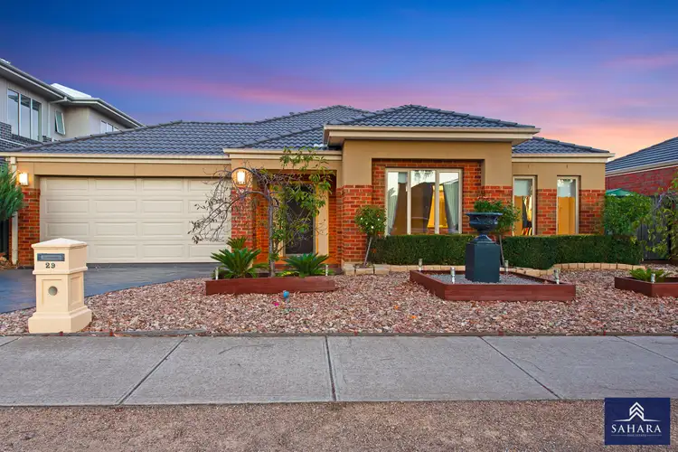 29 Melfin Drive, Hillside VIC 3037