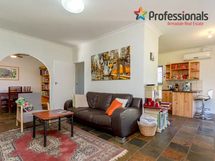 Seventh view of Homely house listing, 4 Elouera Road, Camillo WA 6111