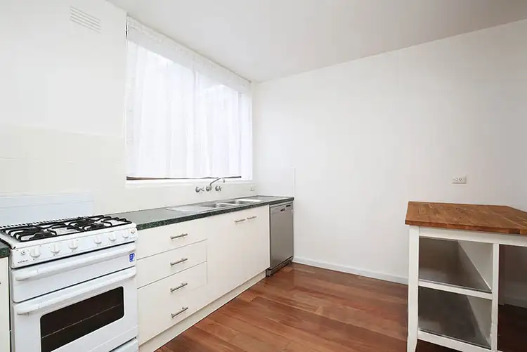 Second view of Homely apartment listing, 2/1 Ranleigh Court, Moorabbin VIC 3189