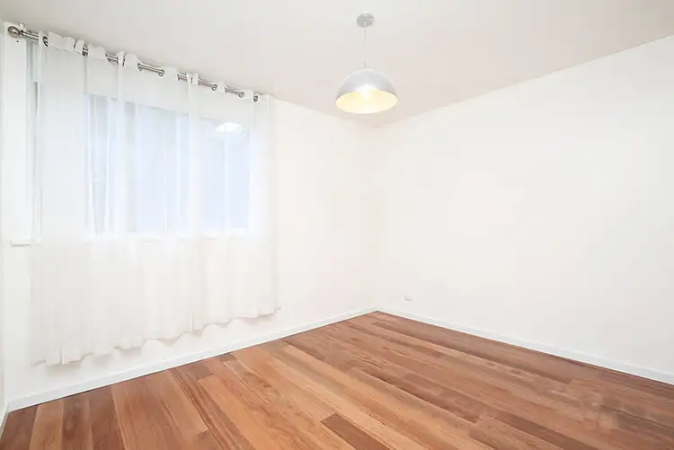 Fifth view of Homely apartment listing, 2/1 Ranleigh Court, Moorabbin VIC 3189