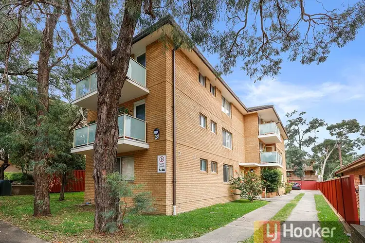 2/60 The Avenue, Hurstville NSW 2220