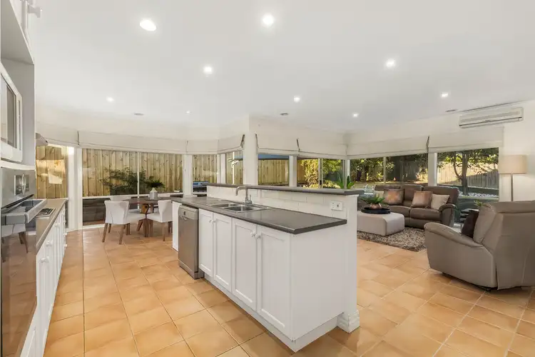 Fifth view of Homely house listing, 9 Sunshine Close, Greensborough VIC 3088