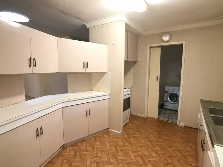 Sixth view of Homely house listing, 25 Manxton Way, Lynwood WA 6147