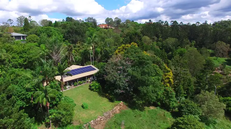 210 Moons Lane, Brookfield QLD 4069