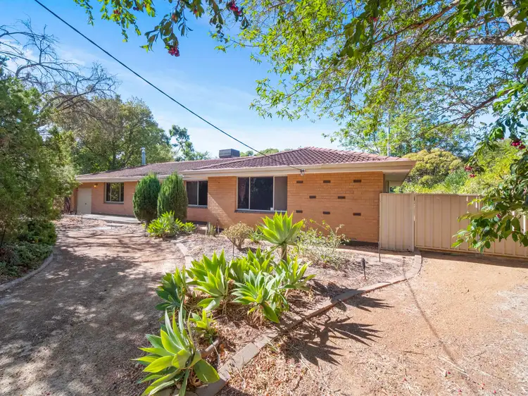 5 Lilian Road, Maida Vale WA 6057