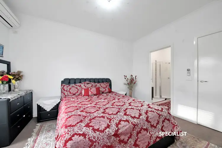 Sixth view of Homely house listing, 2 Bethune Drive, Hampton Park VIC 3976