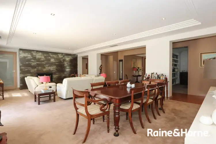 Fifth view of Homely house listing, 2 Robindale Court, Robin Hill NSW 2795