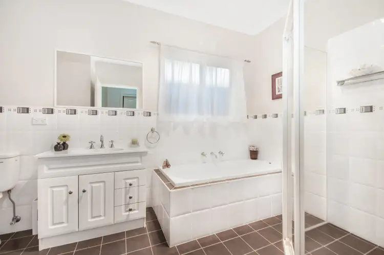 Fifth view of Homely house listing, 6 Delmont Place, Kanahooka NSW 2530