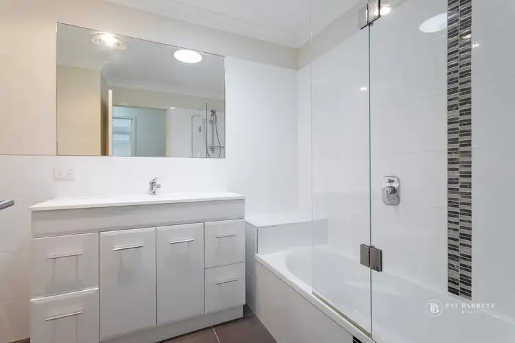 Sixth view of Homely townhouse listing, U2/65 Queen Street, Cleveland QLD 4163