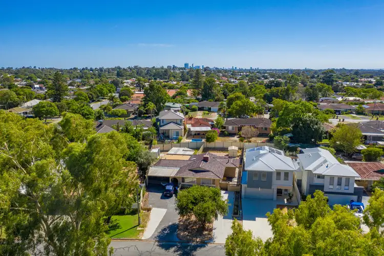 Sixth view of Homely house listing, 10 Mandala Crescent, Bateman WA 6150