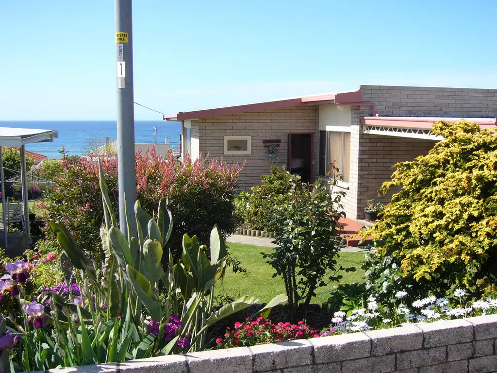 Main view of Homely block of units listing, 11 Hampson Street, Penguin TAS 7316