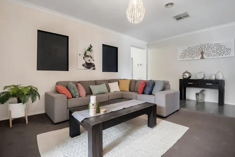 Fifth view of Homely house listing, 11 Kiewa Court, Whittlesea VIC 3757