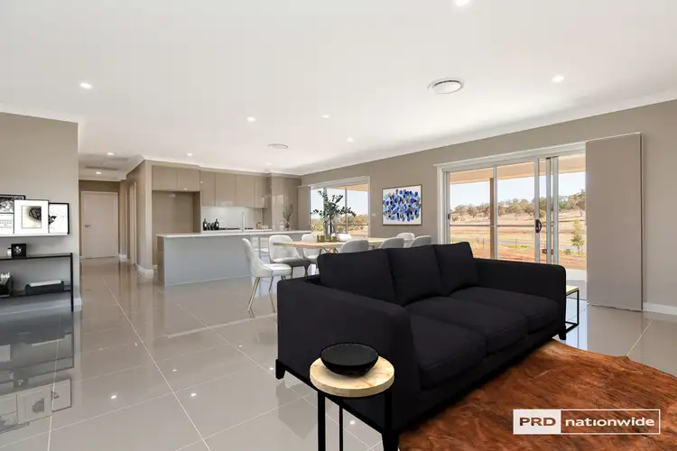 Fourth view of Homely house listing, 2 Hotson Drive, Tamworth NSW 2340