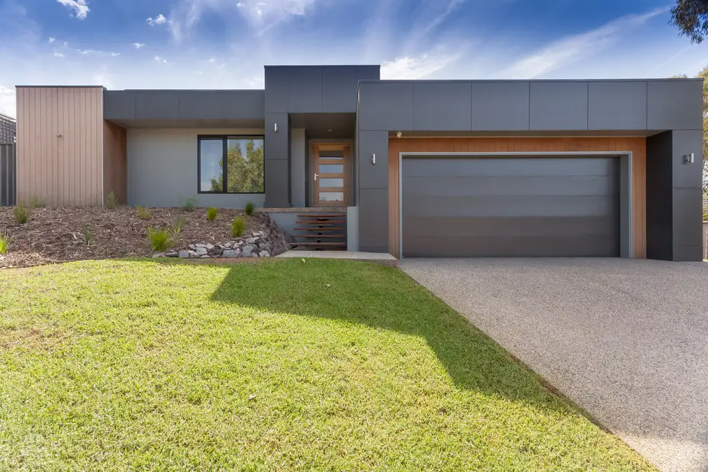 Main view of Homely house listing, 74 Yarralumla Drive, Wodonga VIC 3690