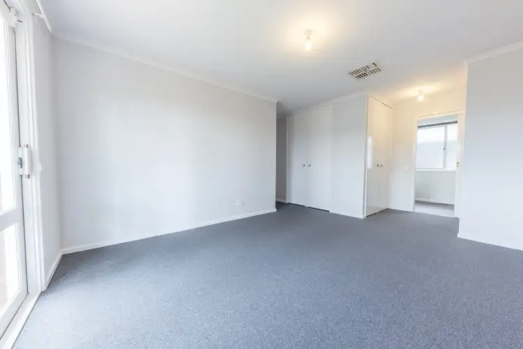 Fifth view of Homely house listing, 21 Holmes Court, Wodonga VIC 3690