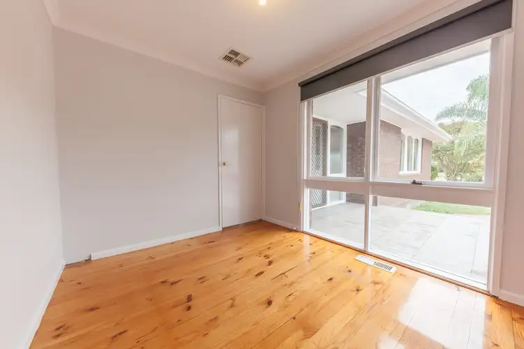 Seventh view of Homely house listing, 21 Holmes Court, Wodonga VIC 3690