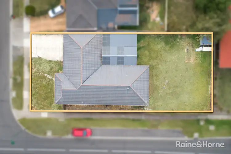 Second view of Homely house listing, 2 Daly Close, Sunbury VIC 3429