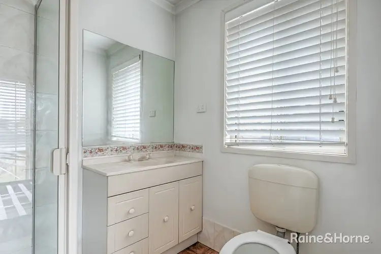 Sixth view of Homely house listing, 2 Daly Close, Sunbury VIC 3429