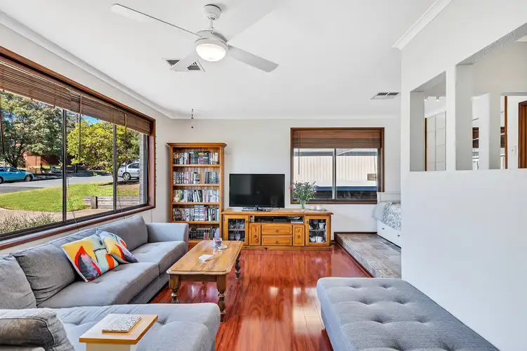 33 Haseldene Drive, Christie Downs SA 5164
