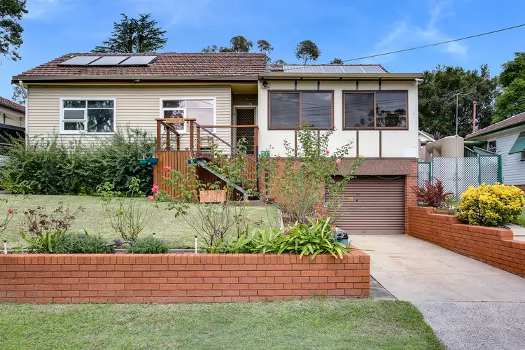 21 Farnsworth Avenue, Campbelltown NSW 2560