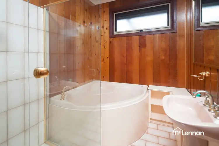 Sixth view of Homely house listing, 16 Mueller Court, Endeavour Hills VIC 3802
