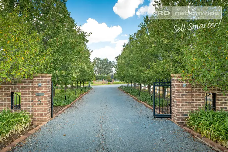 Second view of Homely house listing, 5 Veronica Place, Lake Albert NSW 2650