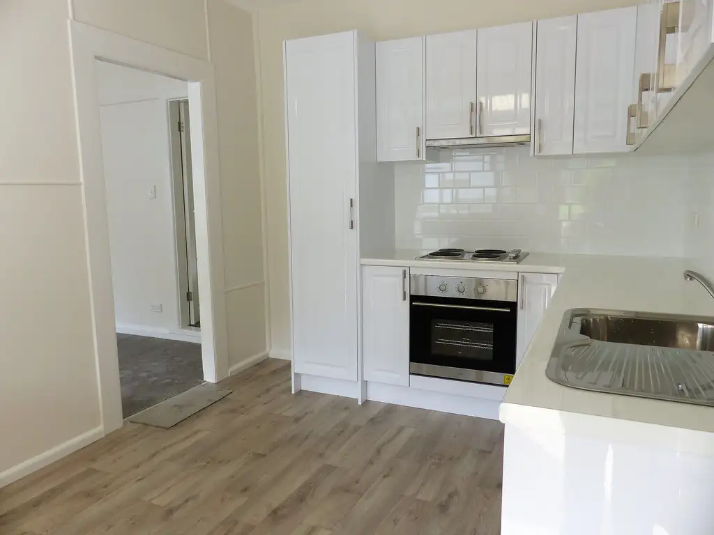 Main view of Homely unit listing, 4/221 Katoomba Street, Katoomba NSW 2780