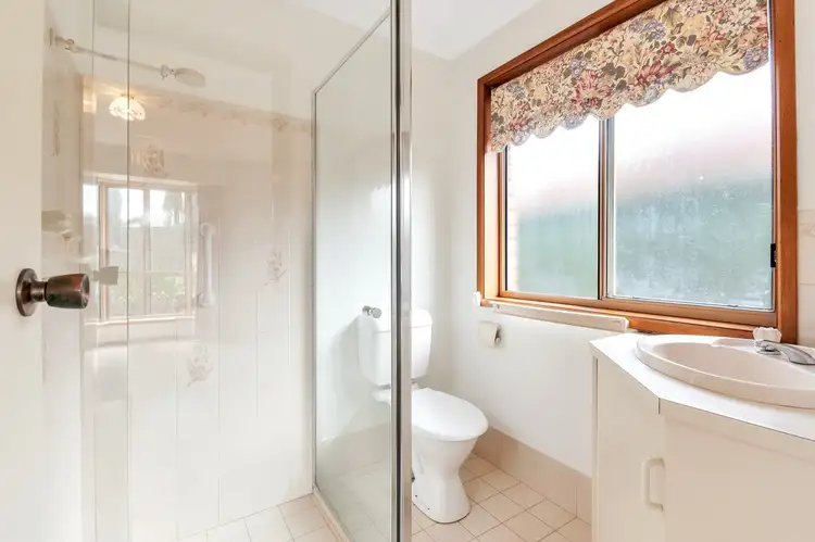 Sixth view of Homely house listing, 6A Lorraine Court, Morphett Vale SA 5162