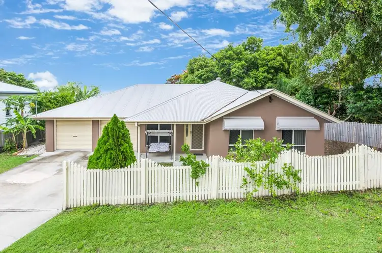 32 Whitehill Road, Eastern Heights QLD 4305
