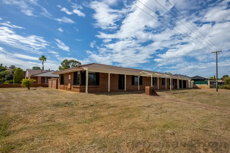 8 Pinnelli Road, Wanneroo WA 6065