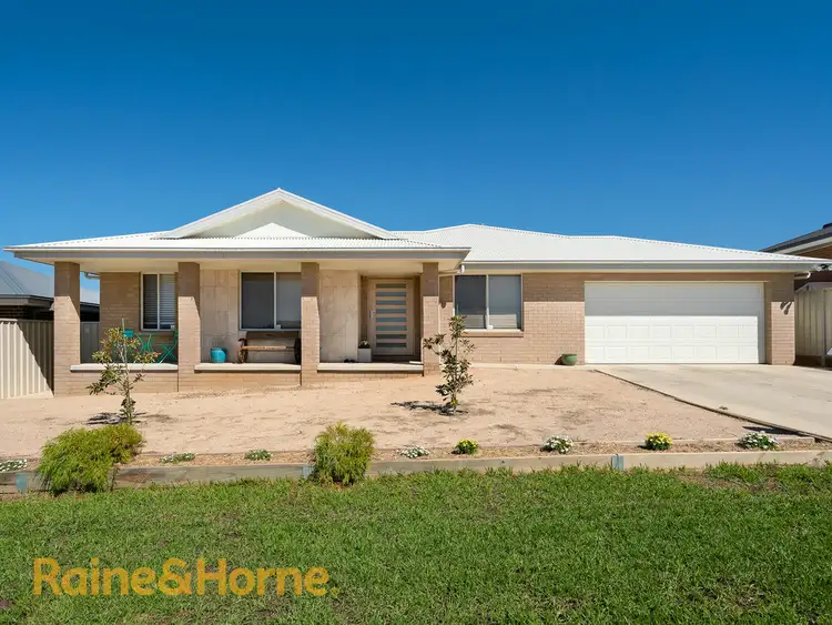 21 Alma Crescent, Estella NSW 2650