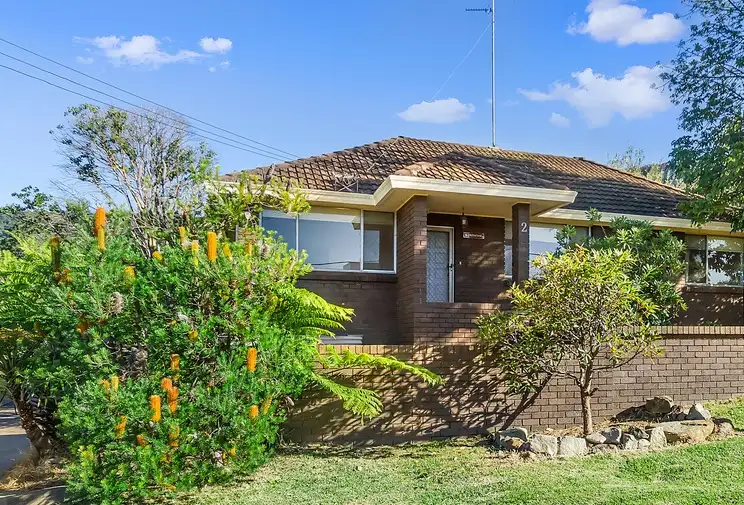 2 Hicks Road