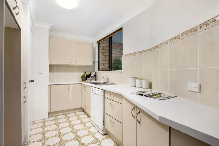 Fourth view of Homely apartment listing, 8/29-35 Roslyn Gardens, Elizabeth Bay NSW 2011