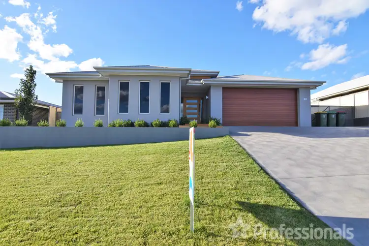 80 Wentworth Drive, Kelso NSW 2795