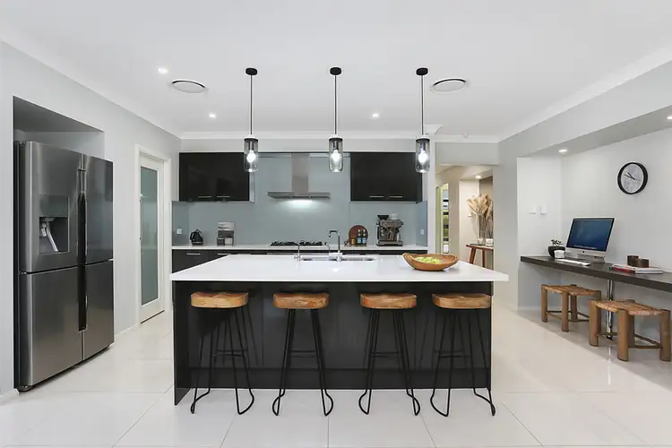 26 Stockyard Crescent, Horsley NSW 2530