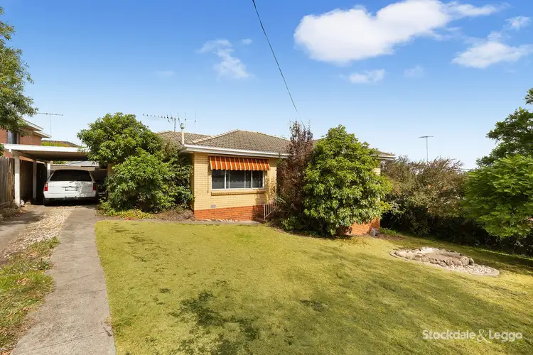 Main view of Homely house listing, 5 Valley Crescent, Glenroy VIC 3046