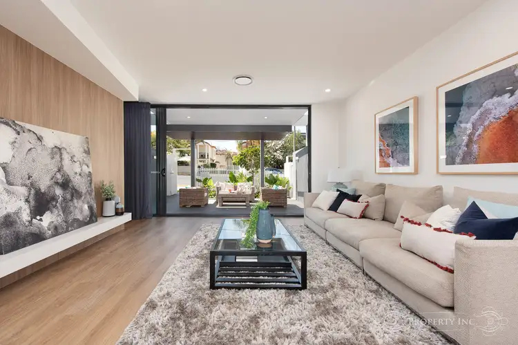 45 Wilton Terrace, Yeronga QLD 4104
