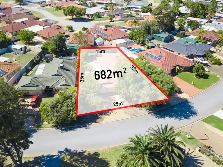 Second view of Homely house listing, 18 Manly Crescent, Warnbro WA 6169