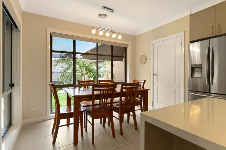 Fifth view of Homely house listing, 10 Blue Bonnet Way, Wodonga VIC 3690