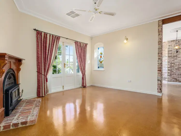 Seventh view of Homely house listing, 2 Hillside Crescent, Gooseberry Hill WA 6076