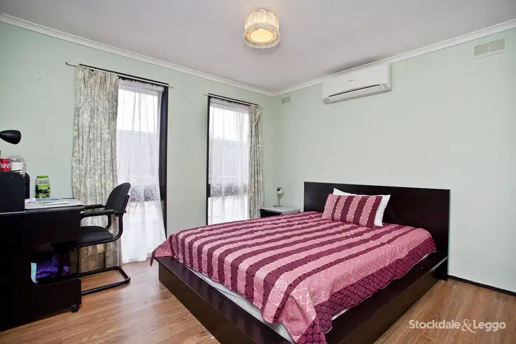 Fifth view of Homely house listing, 2 Columbia Court, Deer Park VIC 3023